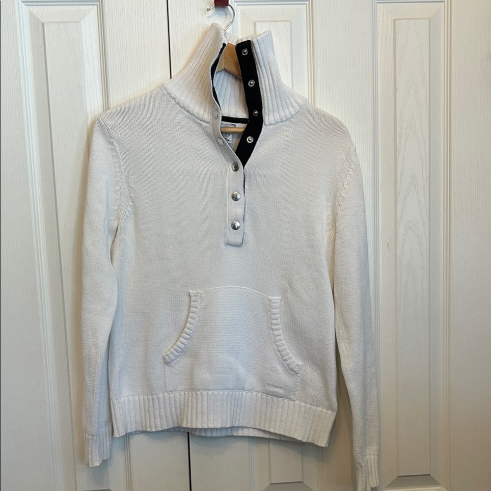 Izod White and Black Button-Up Turtleneck Golf Sweater
